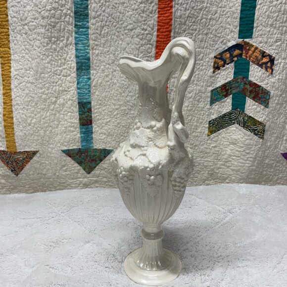 arnel's Pitcher Grape Vine Pattern Ivory White - Picture 1 of 6